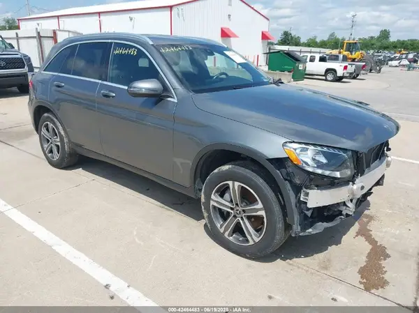 WDC0G4KB6HV011837 2017 MERCEDES-BENZ GLC - Image 1