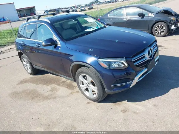 WDC0G4KB6JV015229 2018 MERCEDES-BENZ GLC - Image 1