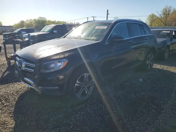 WDC0G4KB6JV043161 2018 MERCEDES-BENZ GLC - Image 1