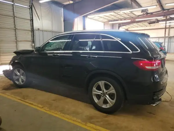 WDC0G4KB6JV076547 2018 MERCEDES-BENZ GLC - Image 2