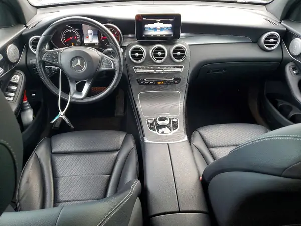 WDC0G4KB6JV083384 2018 MERCEDES-BENZ GLC - Image 8