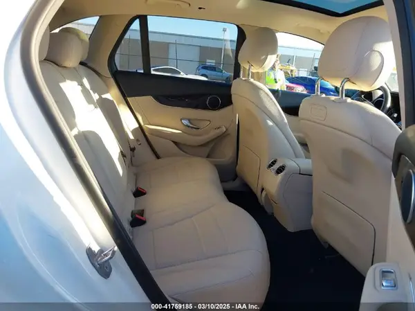 WDC0G4KB6JV094059 2018 MERCEDES-BENZ GLC - Image 8