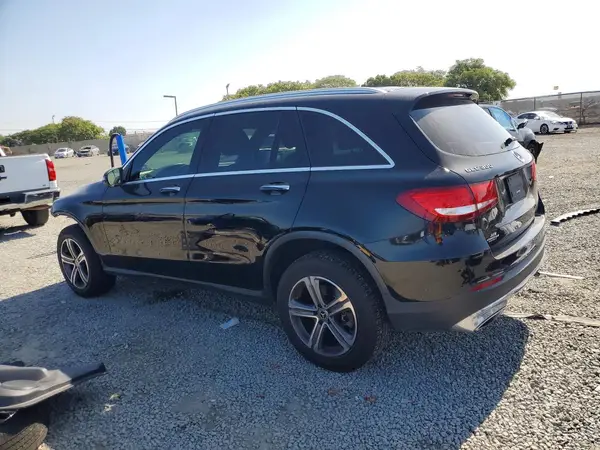 WDC0G4KB6JV094935 2018 MERCEDES-BENZ GLC - Image 2