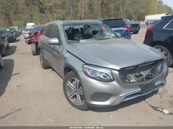 WDC0G4KB6KF576073 2019 MERCEDES-BENZ GLC - Image 1