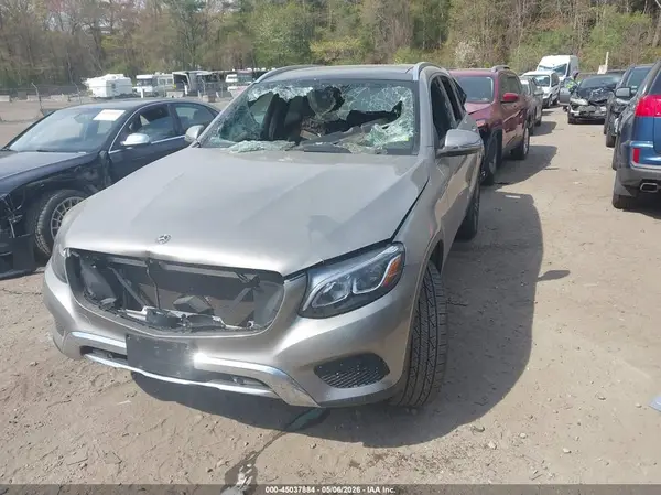 WDC0G4KB6KF576073 2019 MERCEDES-BENZ GLC - Image 2
