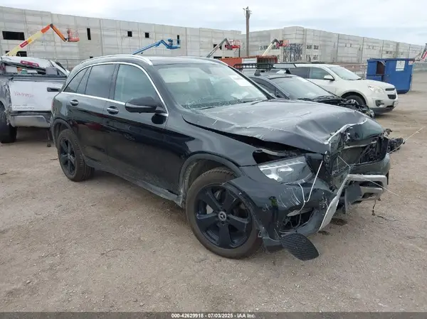 WDC0G4KB6KV123707 2019 MERCEDES-BENZ GLC - Image 1