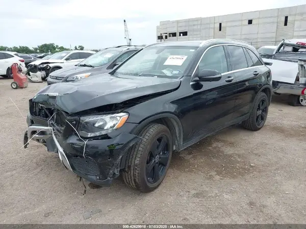 WDC0G4KB6KV123707 2019 MERCEDES-BENZ GLC - Image 2