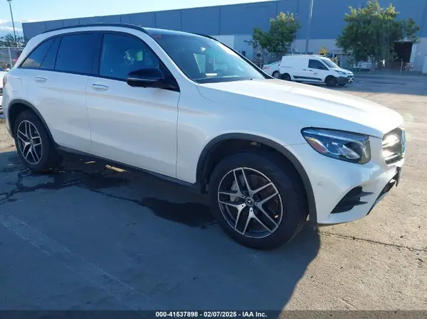 WDC0G4KB6KV138353 2019 MERCEDES-BENZ GLC - Image 1