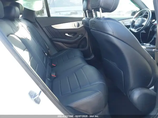 WDC0G4KB6KV138353 2019 MERCEDES-BENZ GLC - Image 8