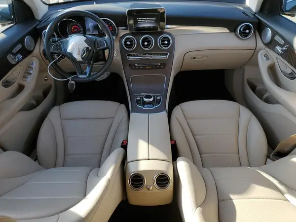 WDC0G4KB6KV194857 2019 MERCEDES-BENZ GLC - Image 8