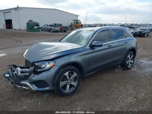 WDC0G4KB7GF012147 2016 MERCEDES-BENZ GLC - Image 2