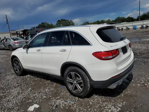 WDC0G4KB7GF026923 2016 MERCEDES-BENZ GLC - Image 2