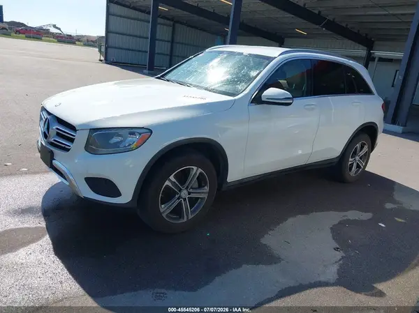 WDC0G4KB7GF062630 2016 MERCEDES-BENZ GLC - Image 2