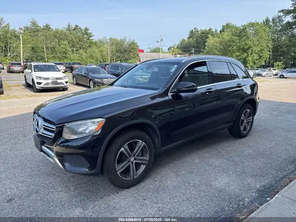 WDC0G4KB7GF071764 2016 MERCEDES-BENZ GLC - Image 2