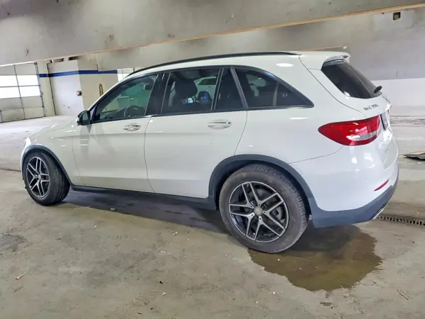 WDC0G4KB7GF082344 2016 MERCEDES-BENZ GLC - Image 2