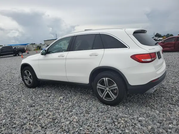 WDC0G4KB7GF110076 2016 MERCEDES-BENZ GLC - Image 2