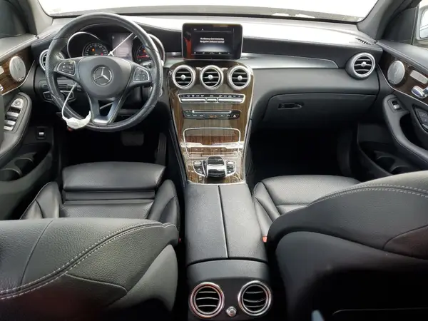WDC0G4KB7HF123802 2017 MERCEDES-BENZ GLC - Image 8