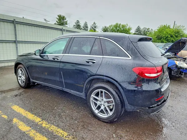 WDC0G4KB7HF140874 2017 MERCEDES-BENZ GLC - Image 2