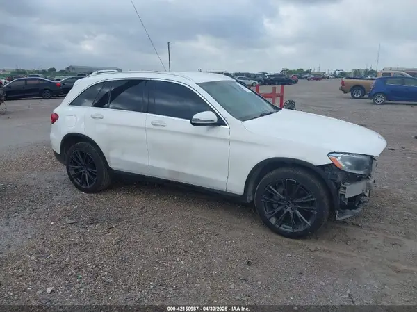 WDC0G4KB7HF141135 2017 MERCEDES-BENZ GLC - Image 1