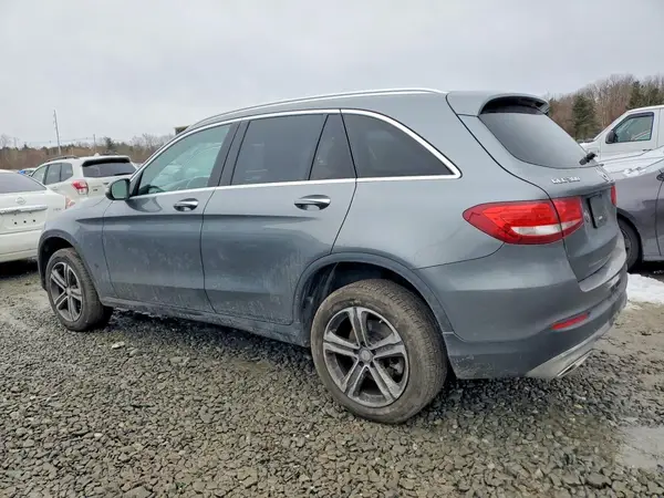 WDC0G4KB7HF167265 2017 MERCEDES-BENZ GLC - Image 2