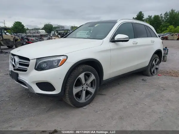 WDC0G4KB7HF178069 2017 MERCEDES-BENZ GLC - Image 2