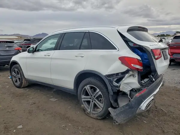 WDC0G4KB7HF206243 2017 MERCEDES-BENZ GLC - Image 2