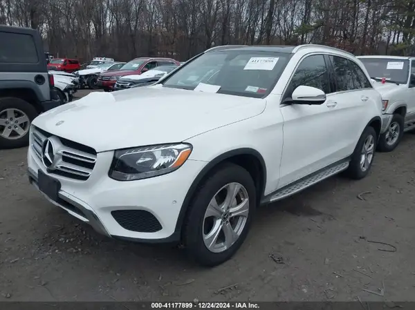 WDC0G4KB7HF216187 2017 MERCEDES-BENZ GLC - Image 2