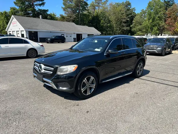 WDC0G4KB7HF224838 2017 MERCEDES-BENZ GLC - Image 2