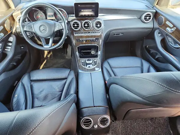 WDC0G4KB7HF261260 2017 MERCEDES-BENZ GLC - Image 8