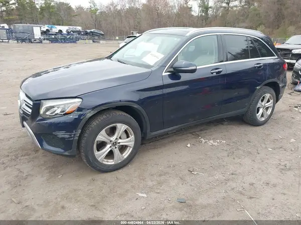 WDC0G4KB7HV003424 2017 MERCEDES-BENZ GLC - Image 2