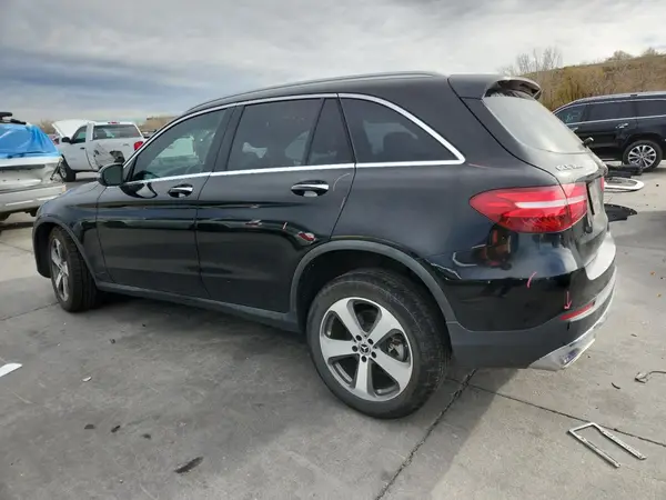 WDC0G4KB7HV005948 2017 MERCEDES-BENZ GLC - Image 2