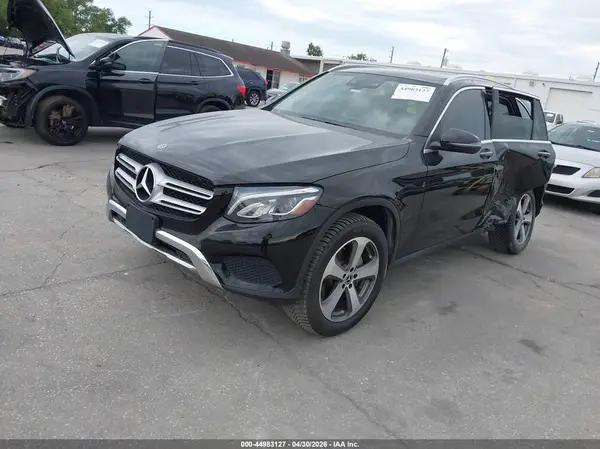 WDC0G4KB7JF361283 2018 MERCEDES-BENZ GLC - Image 2