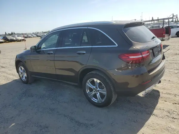 WDC0G4KB7JV038860 2018 MERCEDES-BENZ GLC - Image 2