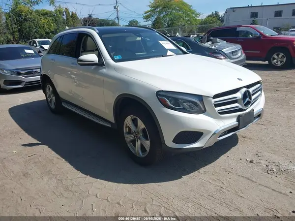 WDC0G4KB7JV048076 2018 MERCEDES-BENZ GLC - Image 1