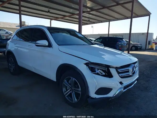 WDC0G4KB7JV062186 2018 MERCEDES-BENZ GLC - Image 1