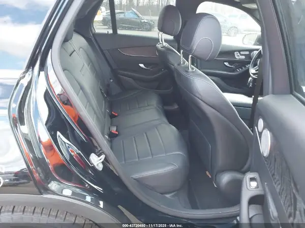 WDC0G4KB7JV074130 2018 MERCEDES-BENZ GLC - Image 8
