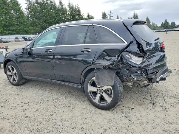 WDC0G4KB7JV080638 2018 MERCEDES-BENZ GLC - Image 2