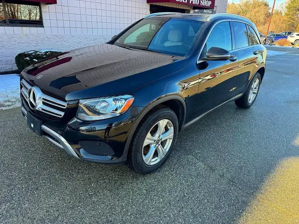 WDC0G4KB7JV082096 2018 MERCEDES-BENZ GLC - Image 2