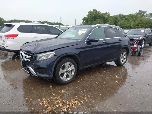 WDC0G4KB7JV090912 2018 MERCEDES-BENZ GLC - Image 2
