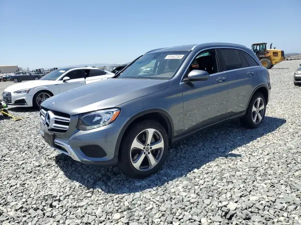 WDC0G4KB7JV094796 2018 MERCEDES-BENZ GLC - Image 1