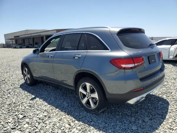 WDC0G4KB7JV094796 2018 MERCEDES-BENZ GLC - Image 2