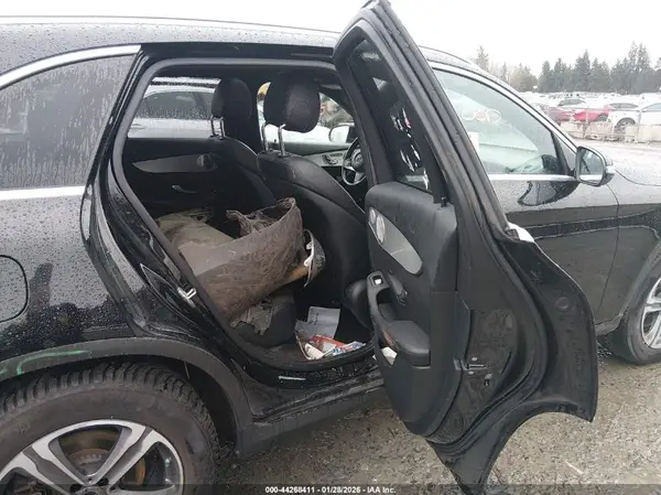WDC0G4KB7KF638709 2019 MERCEDES-BENZ GLC - Image 8