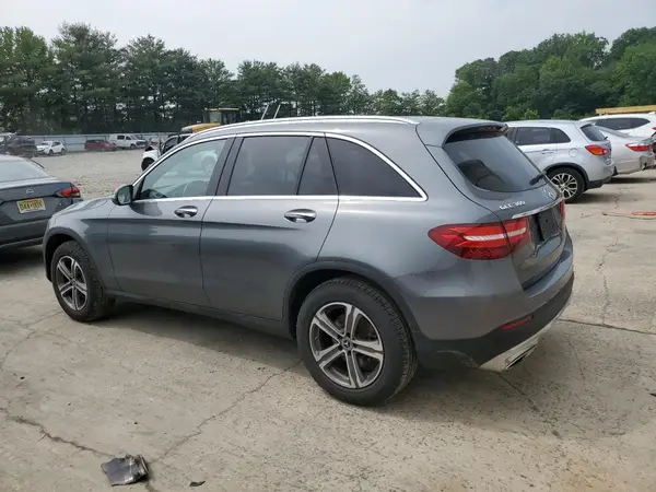 WDC0G4KB7KF671855 2019 MERCEDES-BENZ GLC - Image 2