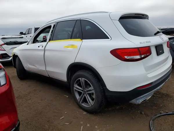 WDC0G4KB7KV141696 2019 MERCEDES-BENZ GLC - Image 2
