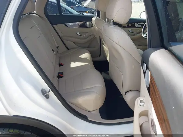 WDC0G4KB7KV147708 2019 MERCEDES-BENZ GLC - Image 8