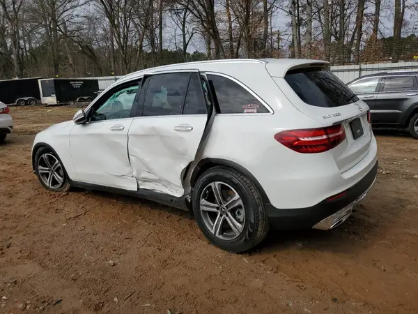 WDC0G4KB7KV154898 2019 MERCEDES-BENZ GLC - Image 2