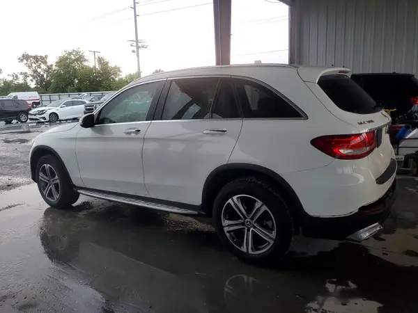 WDC0G4KB7KV162015 2019 MERCEDES-BENZ GLC - Image 2