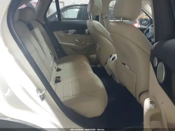 WDC0G4KB8GF014263 2016 MERCEDES-BENZ GLC - Image 8
