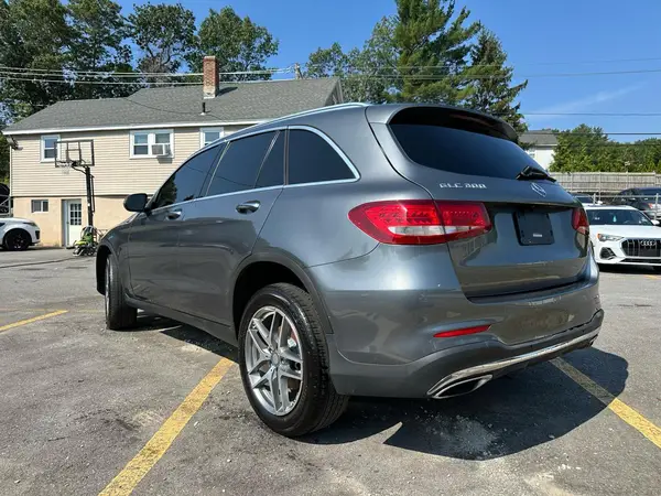 WDC0G4KB8GF016465 2016 MERCEDES-BENZ GLC - Image 2