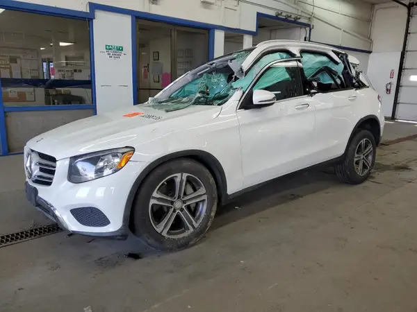 WDC0G4KB8GF030933 2016 MERCEDES-BENZ GLC - Image 1